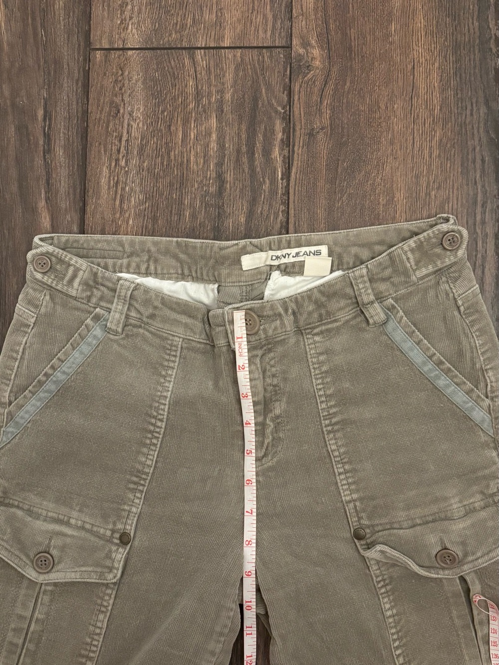 DKNY green khaki corduroy cargo pants - Picture 4 of 6